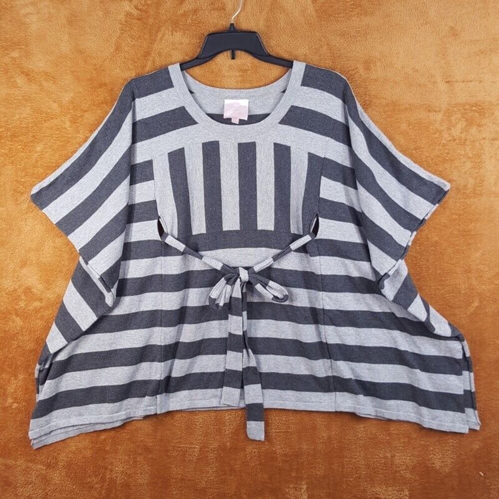 ROMEO & JULIET Womens Sweater Medium Gray Striped Pullover Tunic Belted Flutter